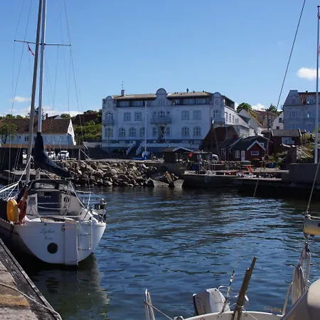 ホテル ペピータ 2*